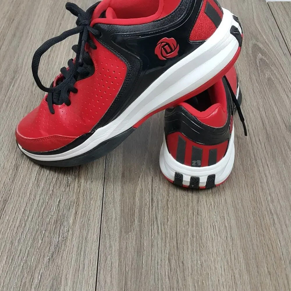 Adidas Red and black ‎ D Rose sz 11 like new